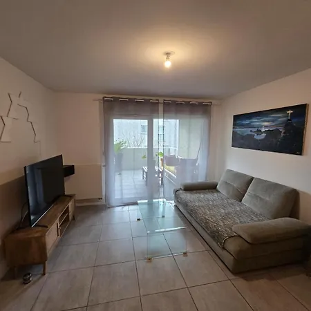 T2 Avec Terrasse 昂德雷斯